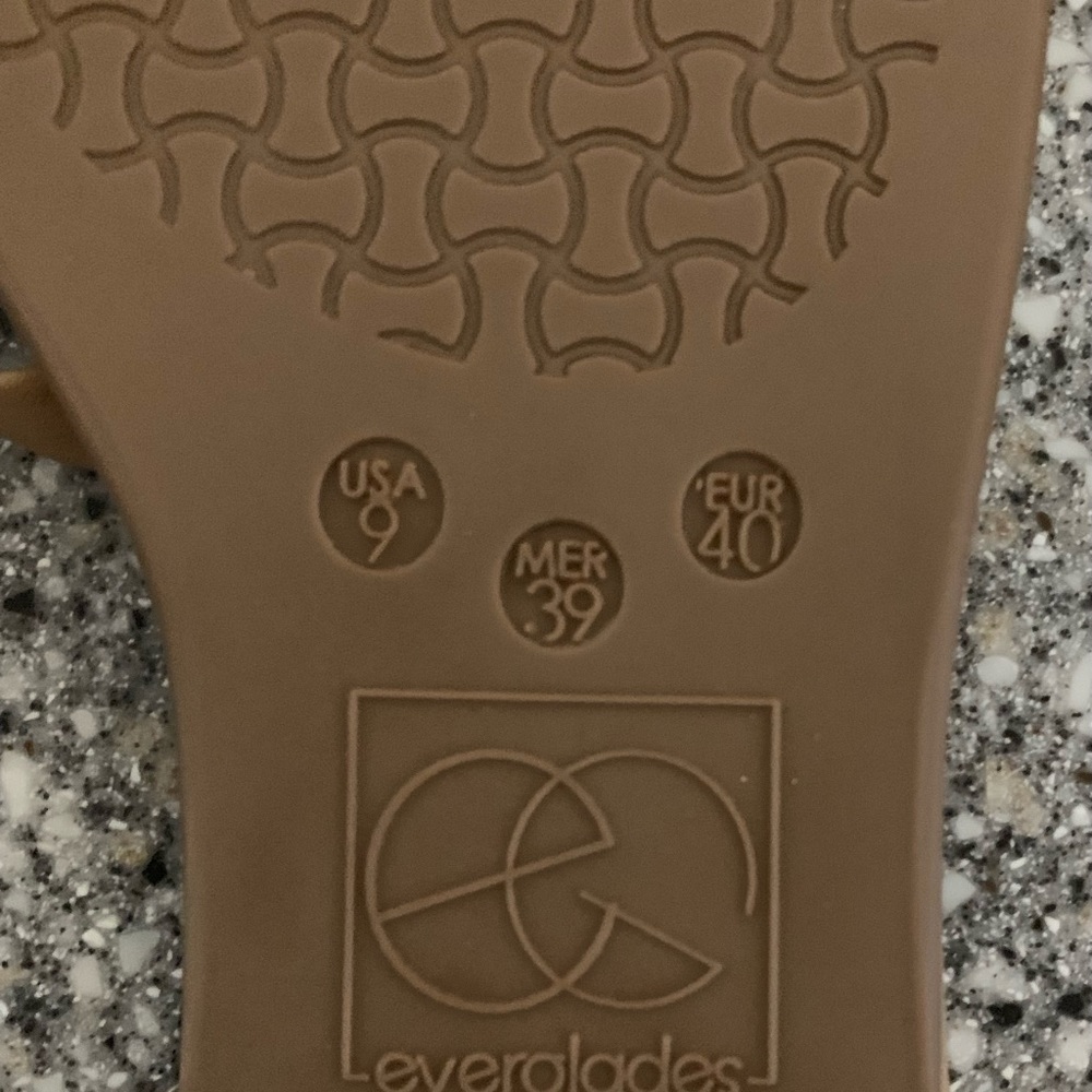 NWOT Box Everglades Sandals - Picture 4 of 4